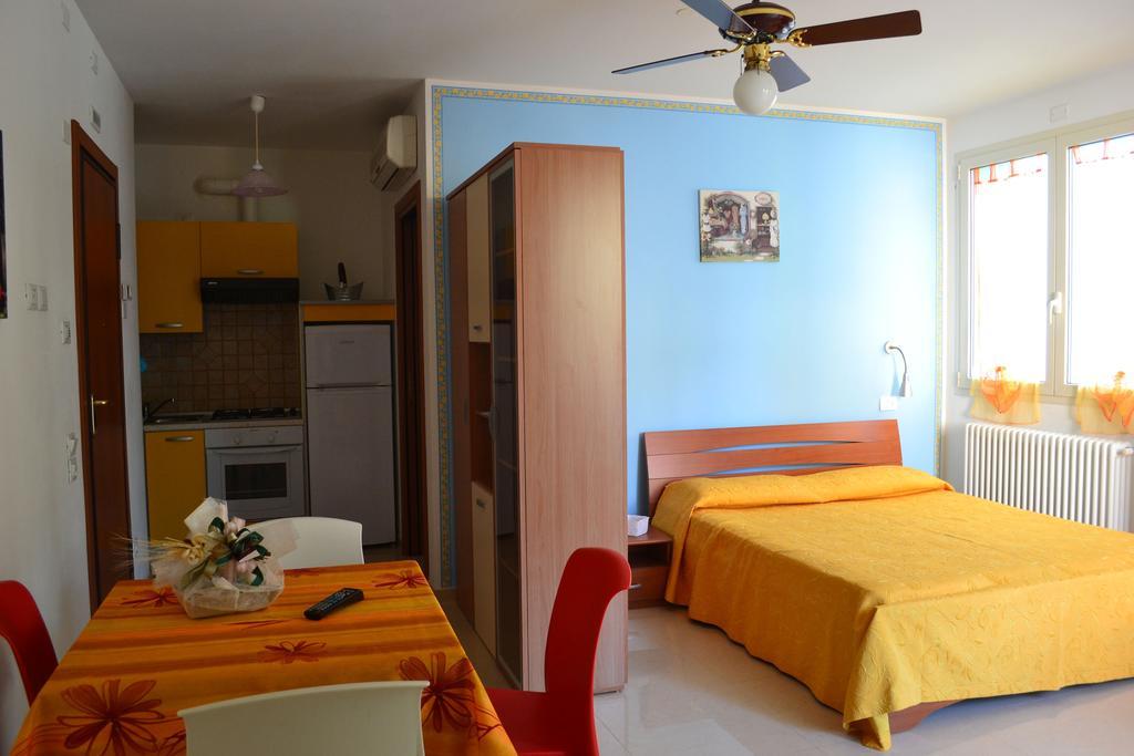 Residence Blu Marine Rimini Zimmer foto